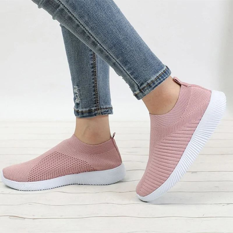 Flat Knitted