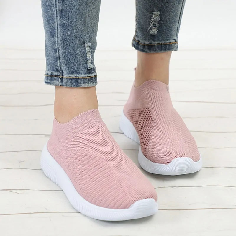 Flat Knitted