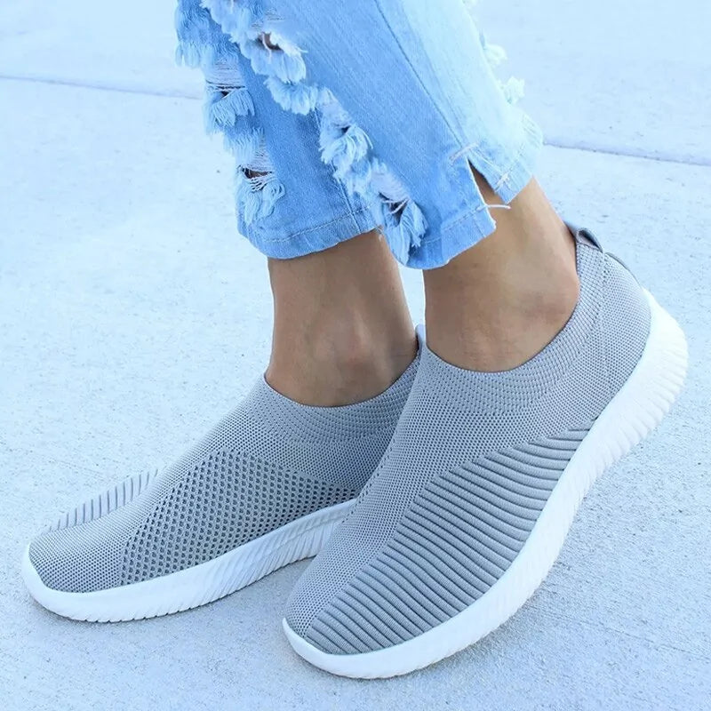 Flat Knitted