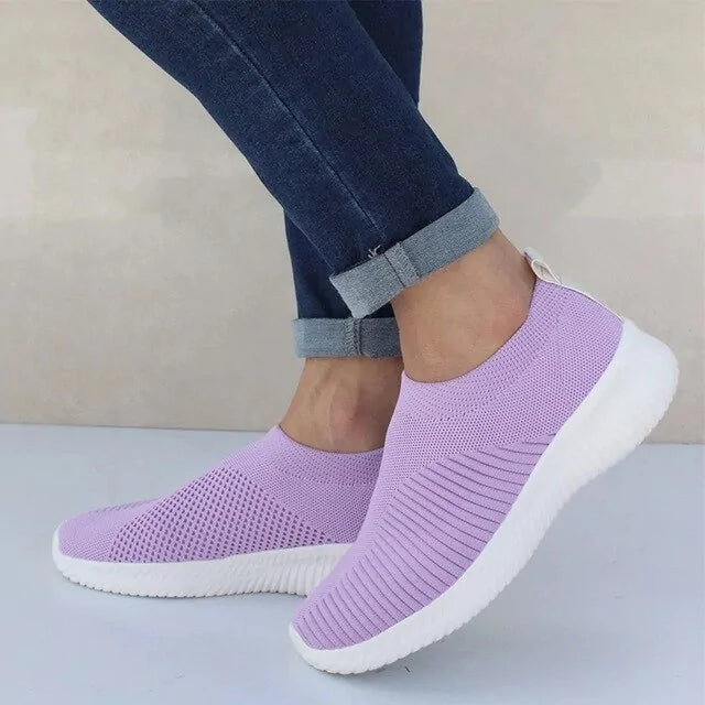Flat Knitted