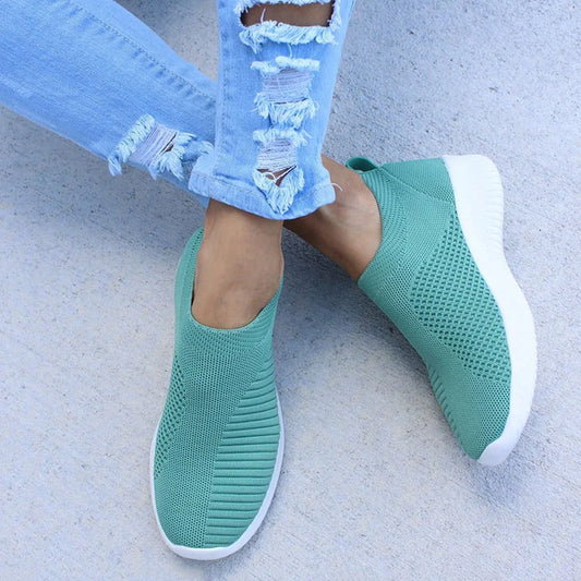 Flat Knitted